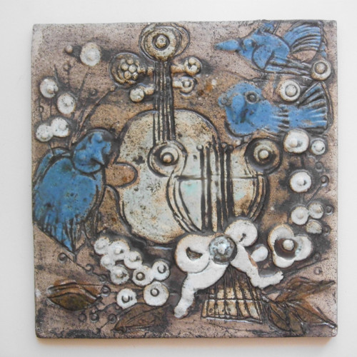 Hudební zátiší (glazovaný šamot, 22x22 cm)