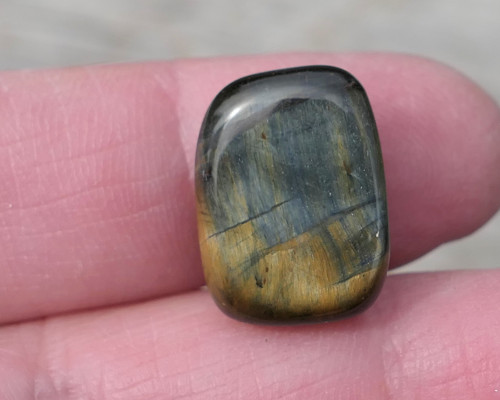 Tygří/ sokolí oko (17 mm) V3870