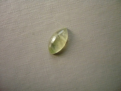 Kabošon - prehnit 12 mm, č.6Ef