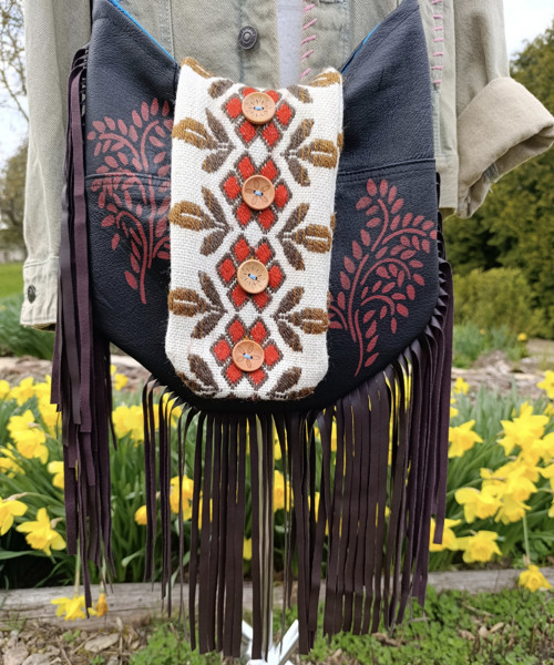 Kožená boho kabelka s RETRO nádechem