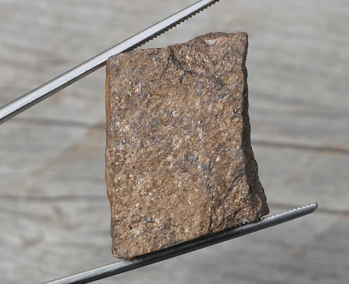 Surový bronzit (23 mm) V3888