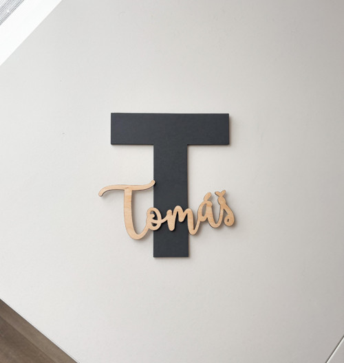 JMÉNO S INICIÁLOU Tomáš #1