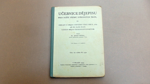 Učebnice dějepisu — foto 1