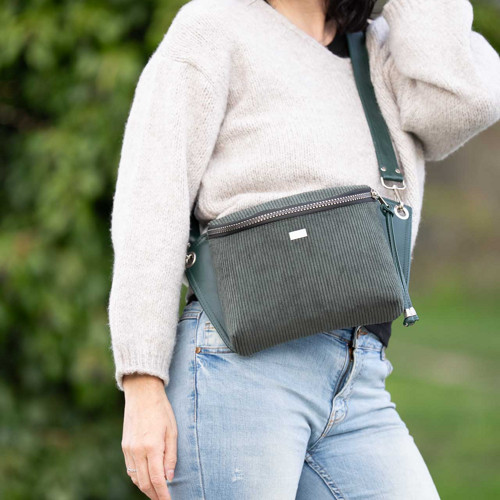 Crossbody ledvinka SALOME tmavá zeleň s manšestrem