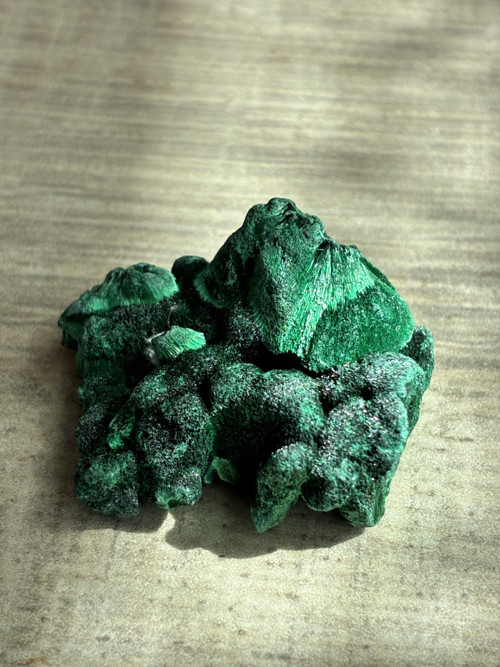 20) MALACHIT VELVET- sametový minerál, GUANGDONG