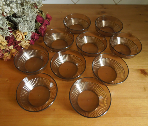 Retro plastové misky, pamatujete?