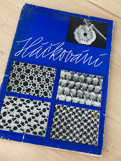 HÁČKOVÁNÍ -Ludmila Pešková r.1968