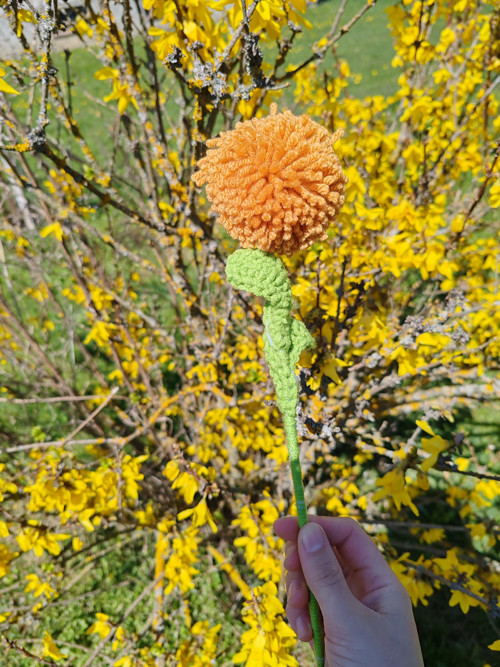 Pompom kytička oranžová