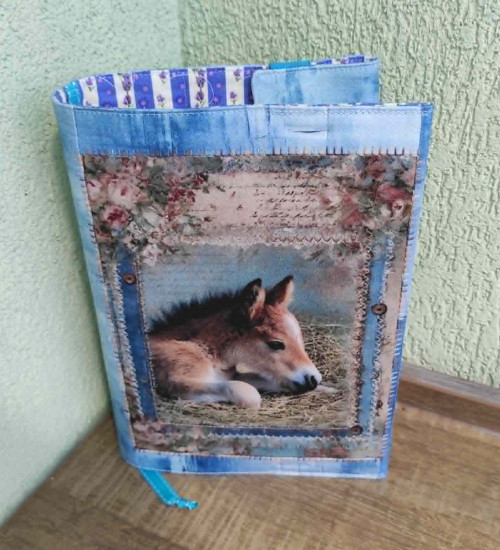 Nastavitelný obal na knihu - Koník