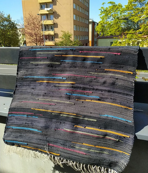 Tkaný koberec 118 x 74