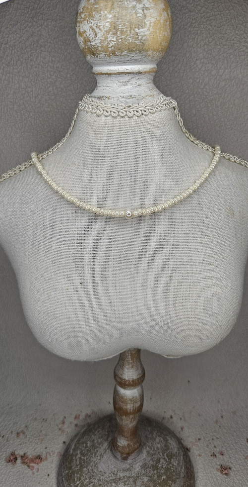 Korálkový choker s říční perličkou