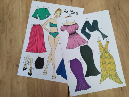 Oblékací panenka Anička