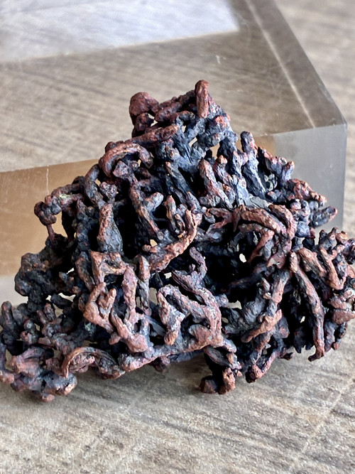 MĚĎ - přírodní surový výstavní minerál, 21 gr.