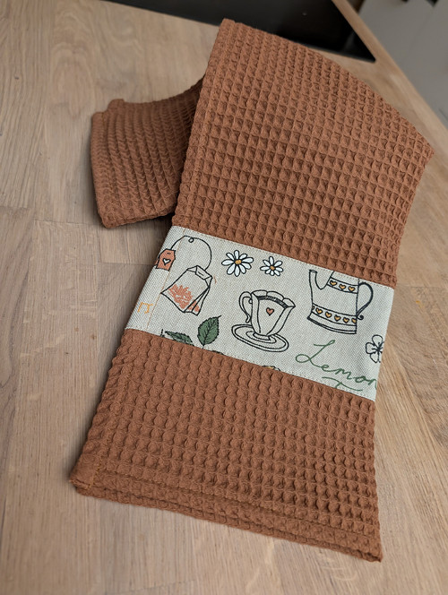 Kuchyňská utěrka s designovým pruhem Picnick