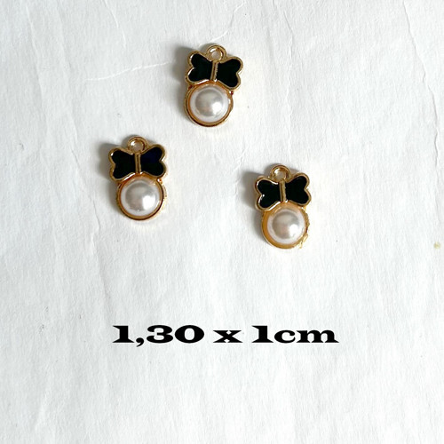 Přívěsek - perla s mašličkou - 1,3cm x 1cm - 1ks
