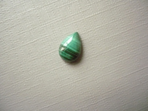 Kabošon - malachit 10 mm, č.34Ef — foto 1