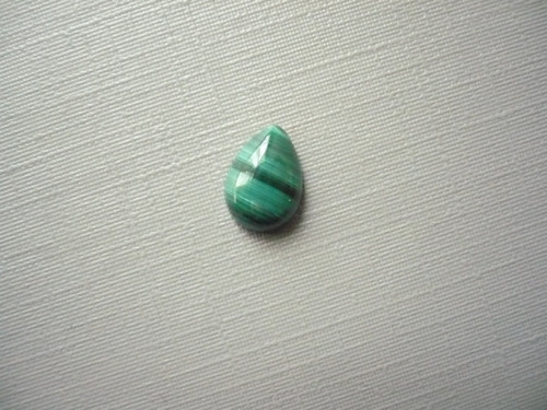 Kabošon - malachit 10 mm, č.64Ef — foto 1