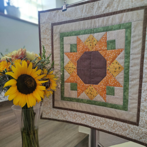 Ubrus patchwork slunečnice žlutý smetanový