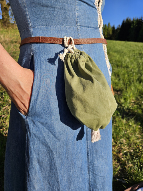 Váček se střapcem / Pouch with a Tassel