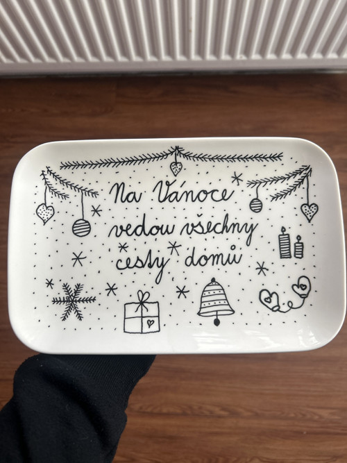 Malovaný talíř