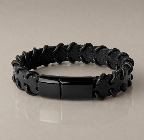 Kožený náramek Black Bracelet – ručně vyrobený