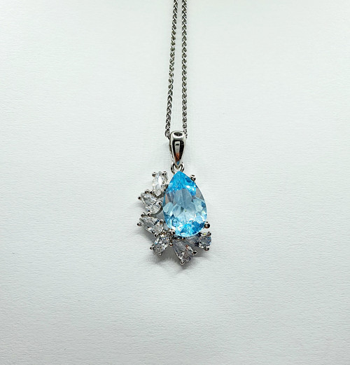 Luxusní přívěsek - Topaz 43