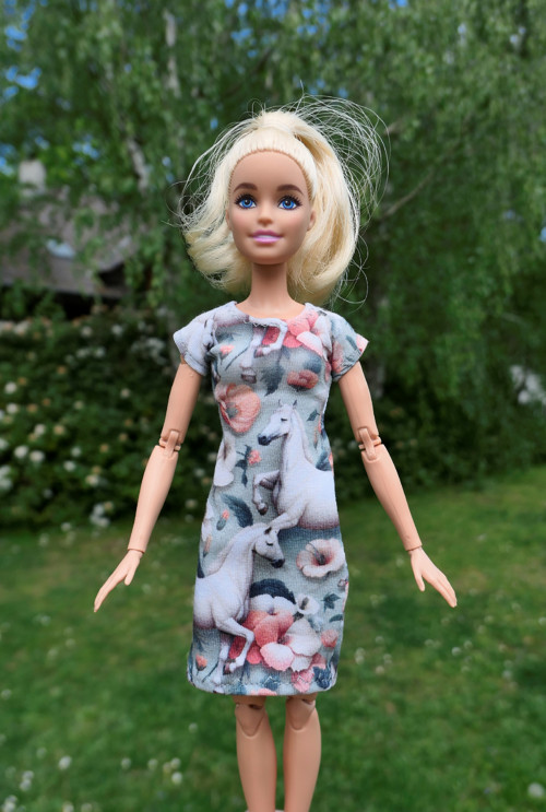 Barbie - letní šaty