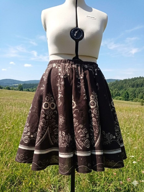 Dámska sukňa - originálna