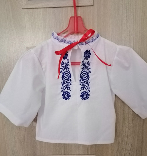 Košile ke kroji. — foto 1