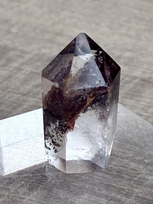 Garden Quartz-Lodolit- broušený minerál, 9 gr.