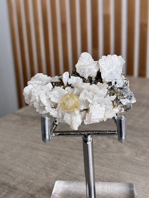 Kalcit Diamond+ dolomit- sběratelský minerál 53 gr