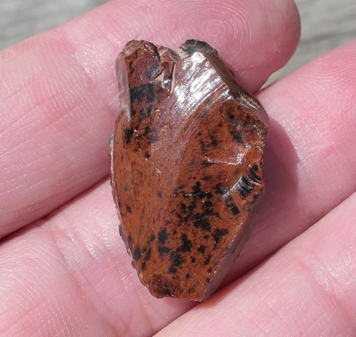 Surový obsidián mahagonový , moka V4085