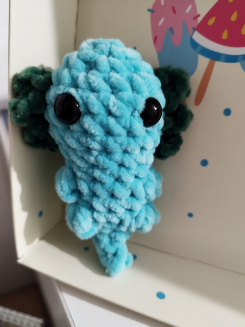 Mini axolotl