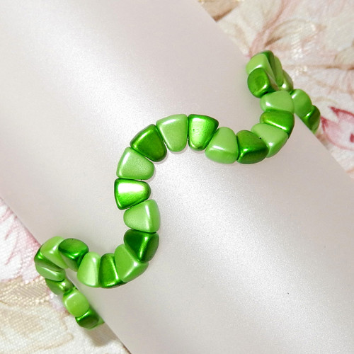 Zelený