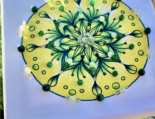 Mandala obraz “Uvolnění” ručně vyšívaný minerály
