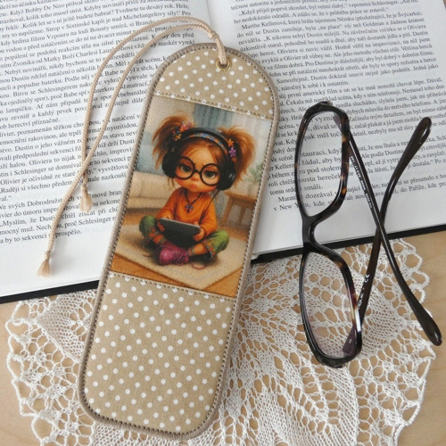Dívka s tabletem ... záložka do knihy