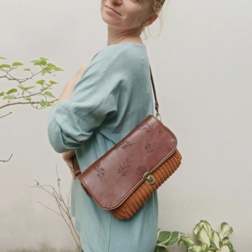 Kabelka kidney bag no.23 — foto 1