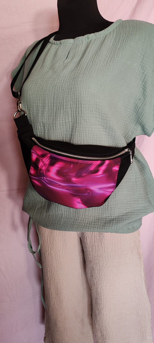 Crossbody ledvinka/kabelka