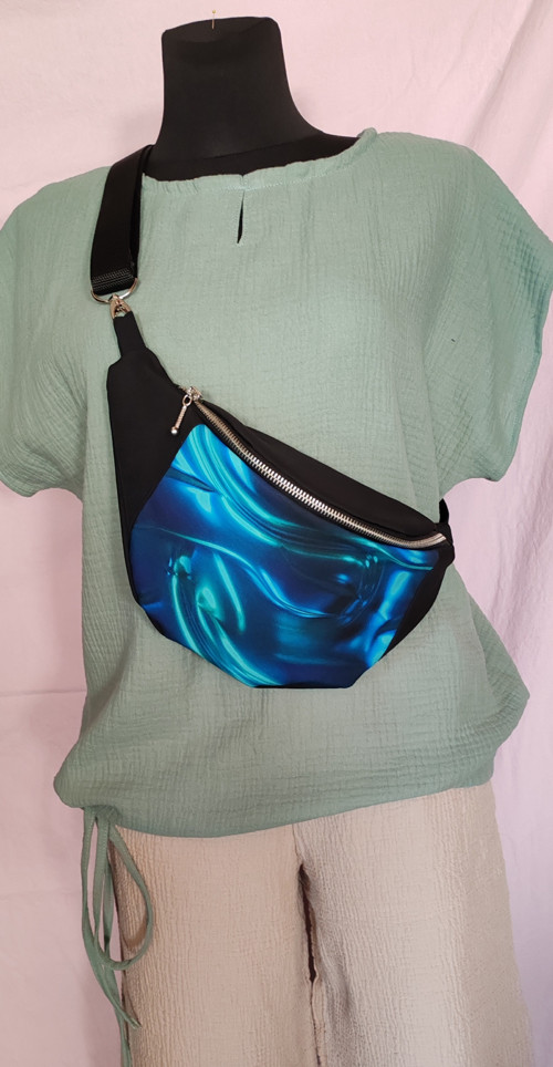 Crossbody ledvinka/kabelka