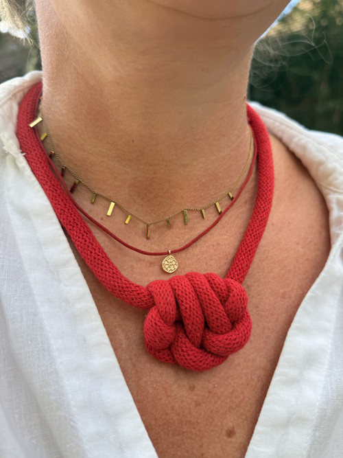 Šňůrový náhrdelník “ NOE Macrame ”