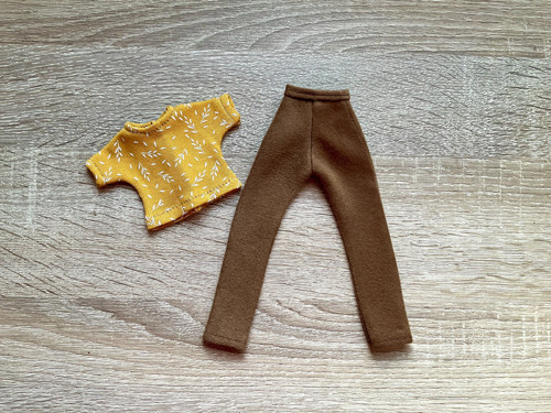 Sada oblečení pro panenky Barbie a podobně
