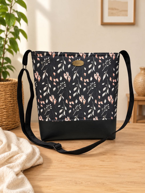 Crossbody - Lístky na černé