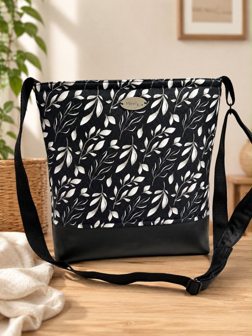 Crossbody - Lístky na černé