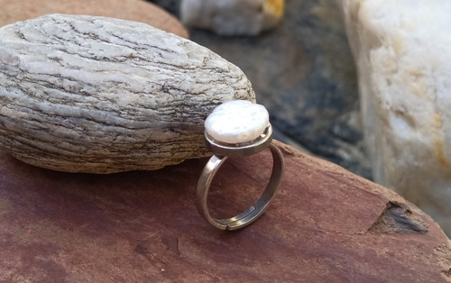 Prsten s jihomořskou perlou 10mm, chirurgická ocel