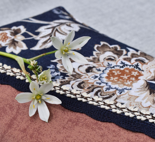 Obal na knihu (regulace) - Kouzlo ornamentů
