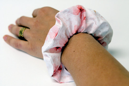 SCRUNCHIE Třešňový květ růžový