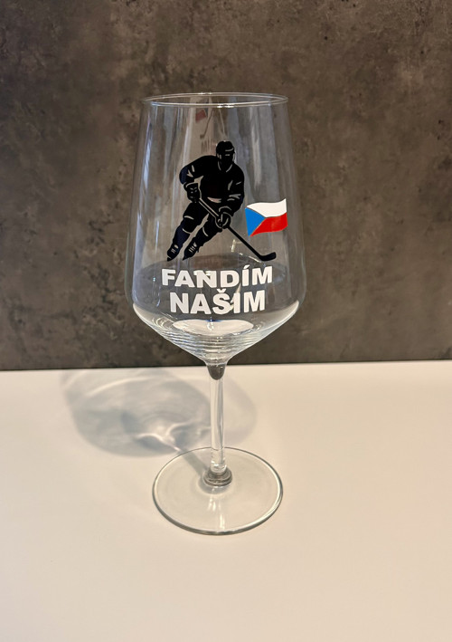 Sklenice na víno – Fandím našim