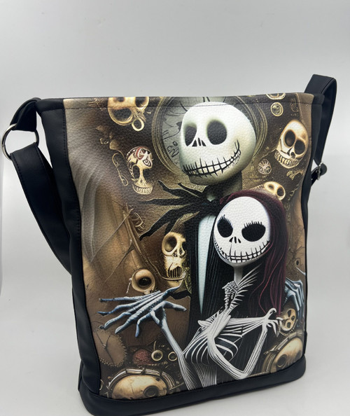 Crossbody kabelka s motivem filmových postav.