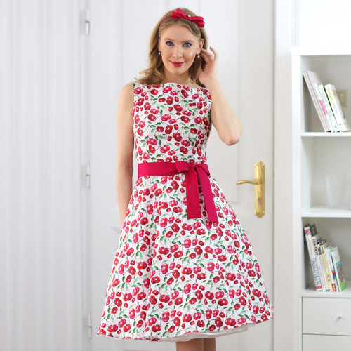 Betty - retro šaty s třešněmi, pouze vel. M