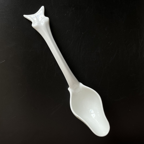 Starožitná porcelánová lžíce, naběračka 22 cm